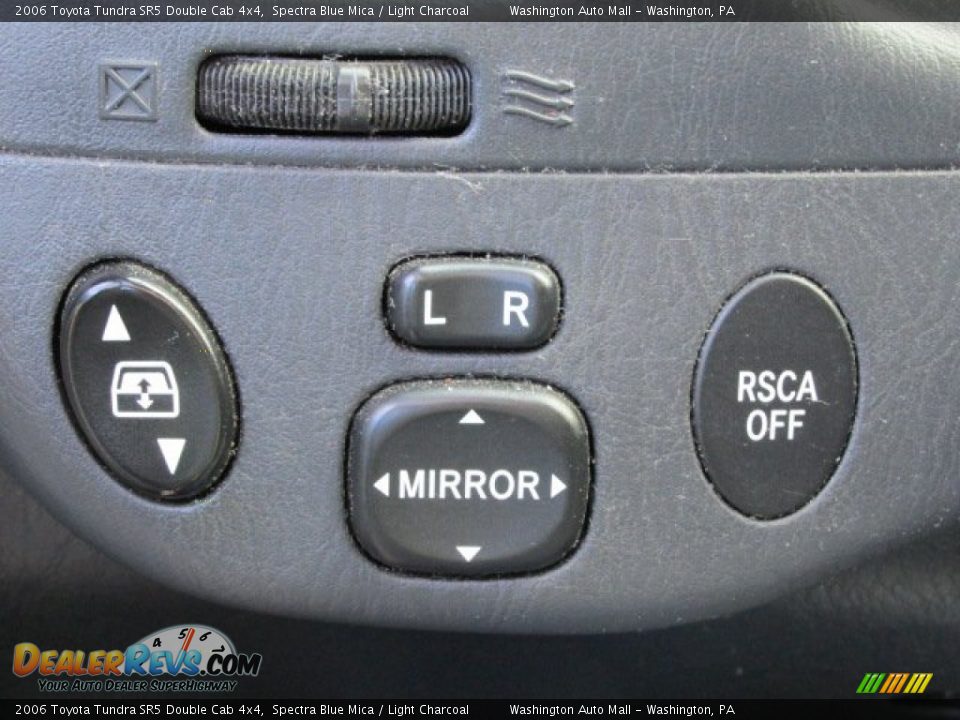 2006 Toyota Tundra SR5 Double Cab 4x4 Spectra Blue Mica / Light Charcoal Photo #17