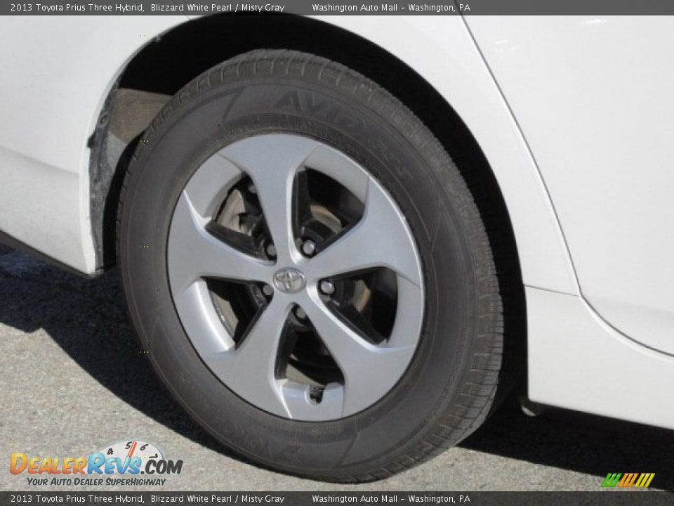2013 Toyota Prius Three Hybrid Blizzard White Pearl / Misty Gray Photo #3