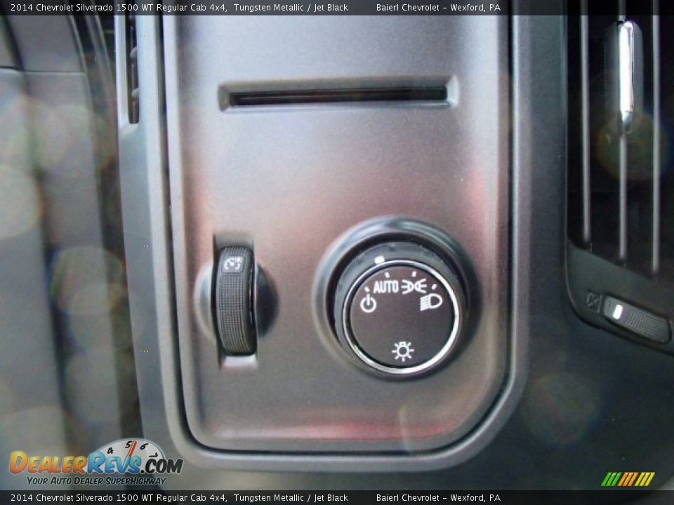 2014 Chevrolet Silverado 1500 WT Regular Cab 4x4 Tungsten Metallic / Jet Black Photo #19