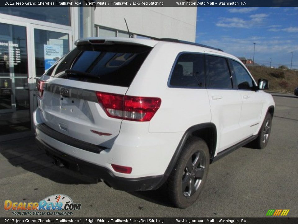 2013 Jeep Grand Cherokee Trailhawk 4x4 Bright White / Trailhawk Black/Red Stitching Photo #7