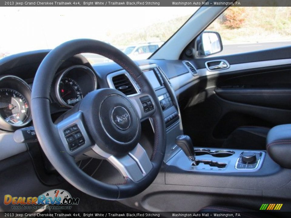 2013 Jeep Grand Cherokee Trailhawk 4x4 Bright White / Trailhawk Black/Red Stitching Photo #10