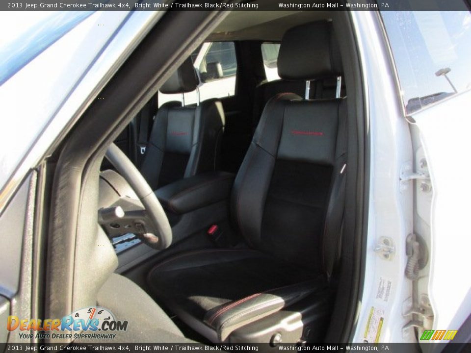 2013 Jeep Grand Cherokee Trailhawk 4x4 Bright White / Trailhawk Black/Red Stitching Photo #11