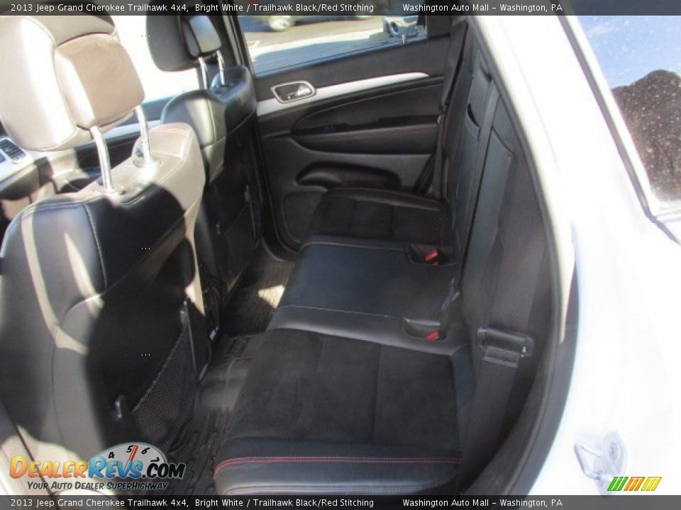 2013 Jeep Grand Cherokee Trailhawk 4x4 Bright White / Trailhawk Black/Red Stitching Photo #17