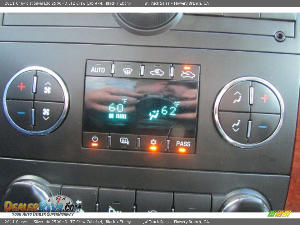 2011 Chevrolet Silverado 2500HD LTZ Crew Cab 4x4 Black / Ebony Photo #33