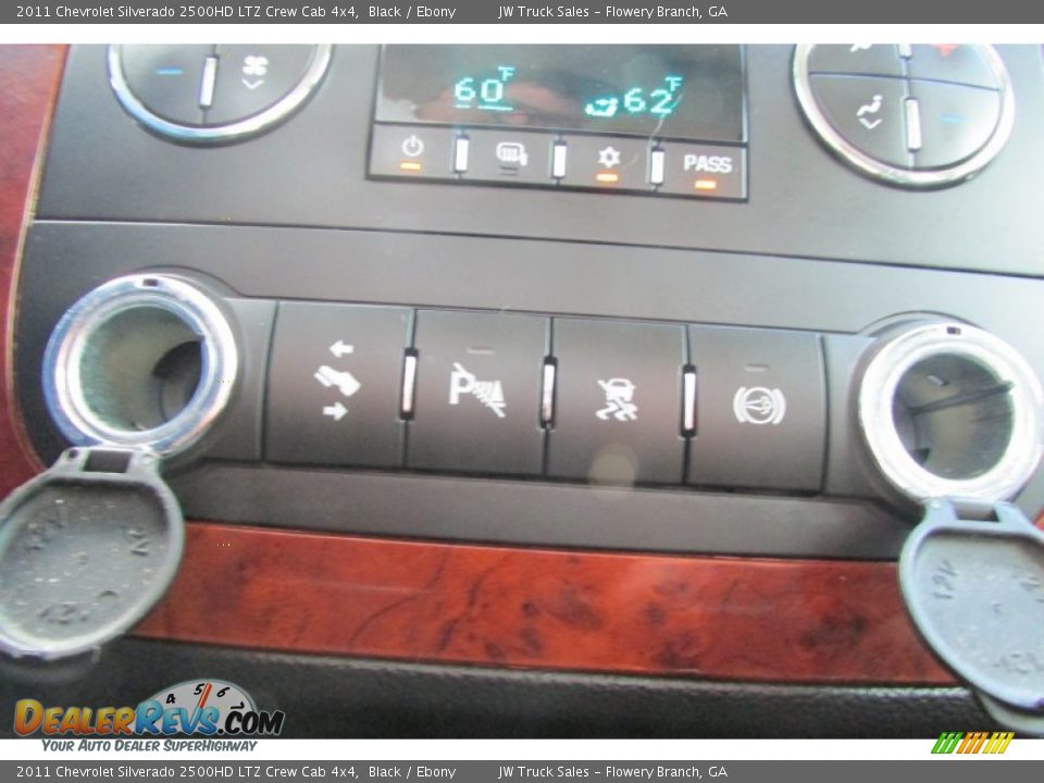 2011 Chevrolet Silverado 2500HD LTZ Crew Cab 4x4 Black / Ebony Photo #34