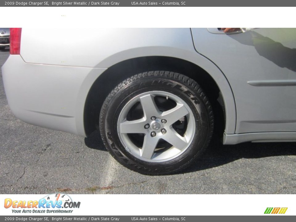 2009 Dodge Charger SE Bright Silver Metallic / Dark Slate Gray Photo #6