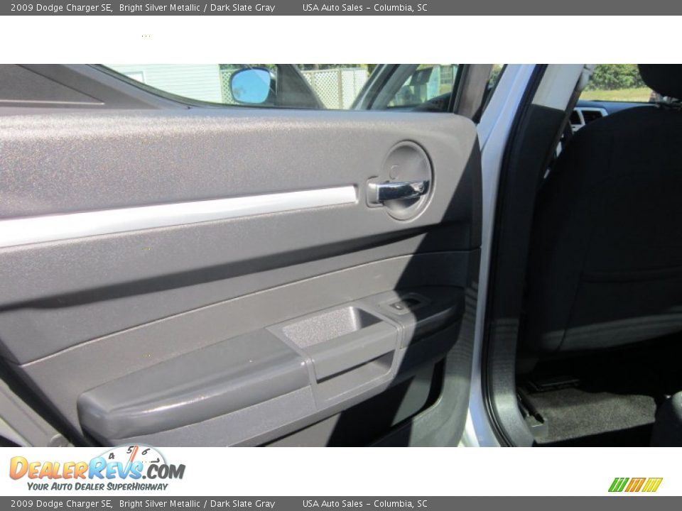 2009 Dodge Charger SE Bright Silver Metallic / Dark Slate Gray Photo #10