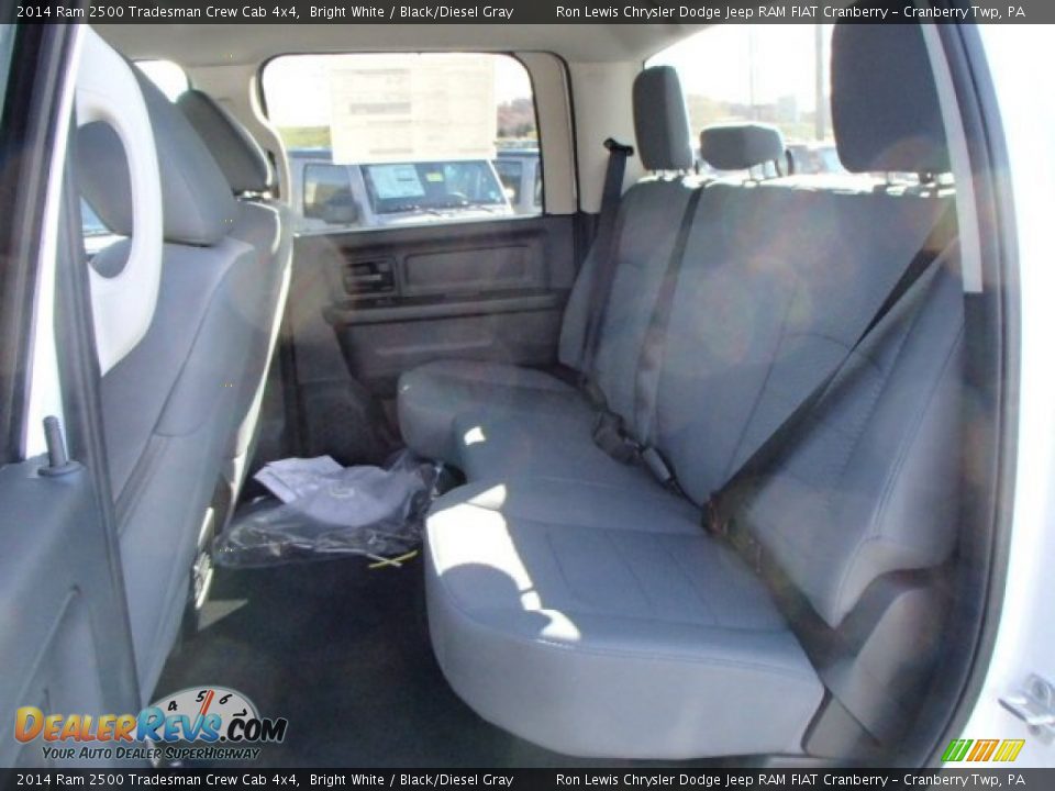 2014 Ram 2500 Tradesman Crew Cab 4x4 Bright White / Black/Diesel Gray Photo #12