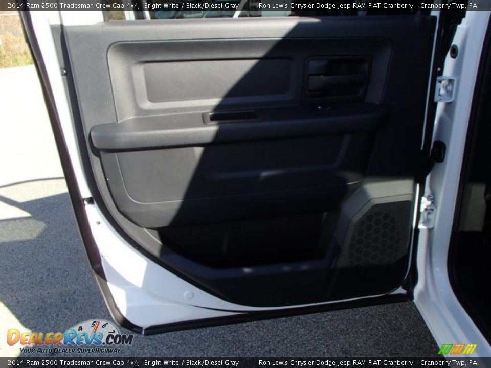 2014 Ram 2500 Tradesman Crew Cab 4x4 Bright White / Black/Diesel Gray Photo #13
