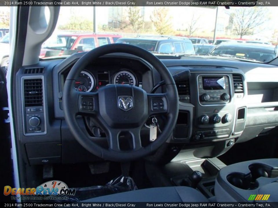 2014 Ram 2500 Tradesman Crew Cab 4x4 Bright White / Black/Diesel Gray Photo #14