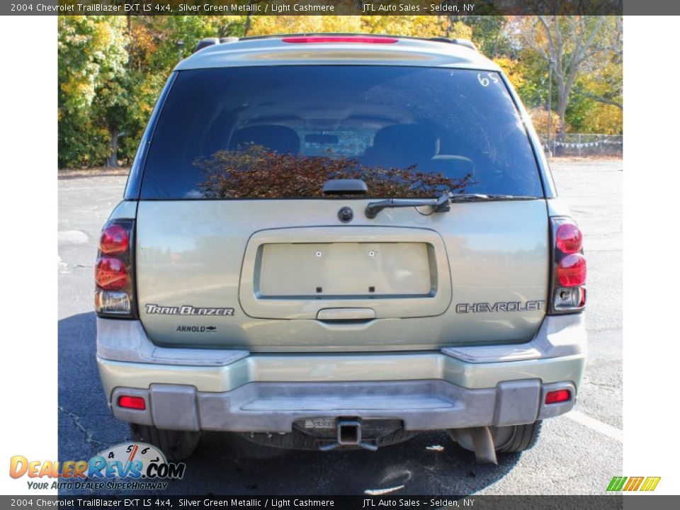 2004 Chevrolet TrailBlazer EXT LS 4x4 Silver Green Metallic / Light Cashmere Photo #5