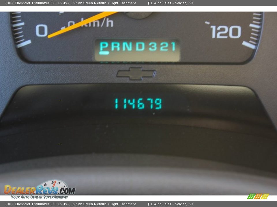 2004 Chevrolet TrailBlazer EXT LS 4x4 Silver Green Metallic / Light Cashmere Photo #13