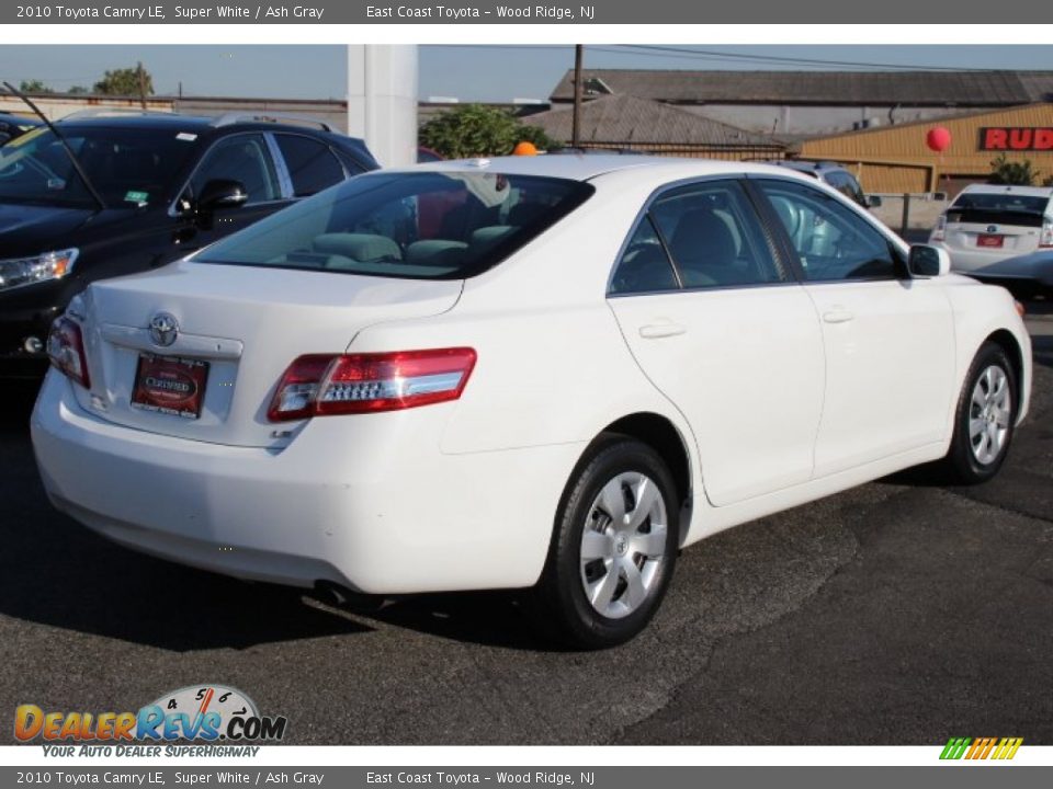 2010 Toyota Camry LE Super White / Ash Gray Photo #4