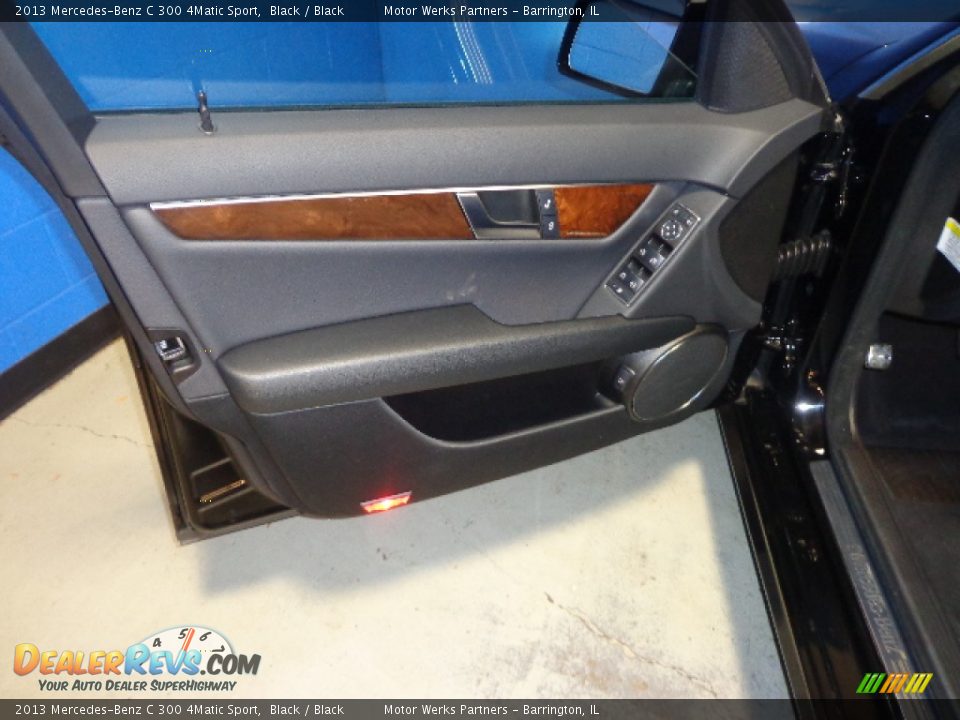 2013 Mercedes-Benz C 300 4Matic Sport Black / Black Photo #19
