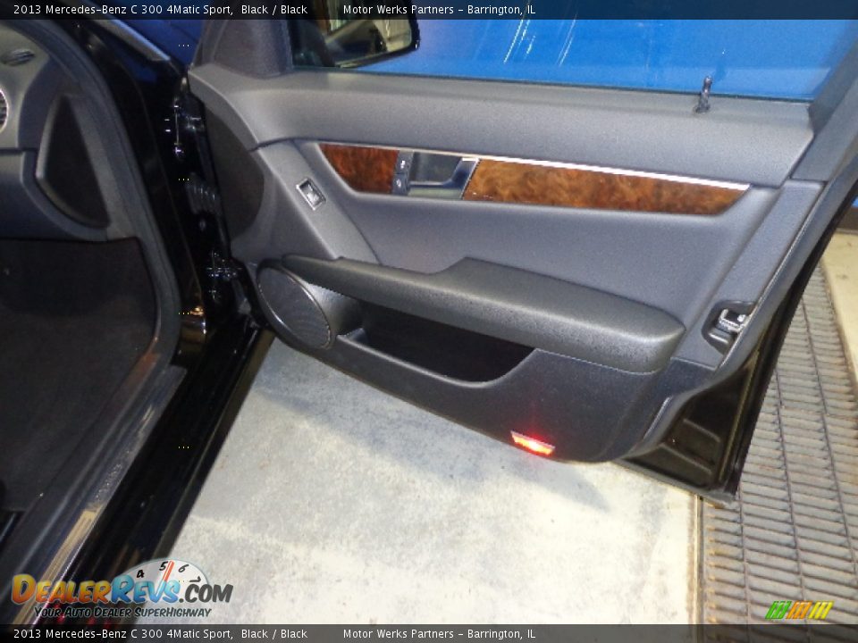 2013 Mercedes-Benz C 300 4Matic Sport Black / Black Photo #29