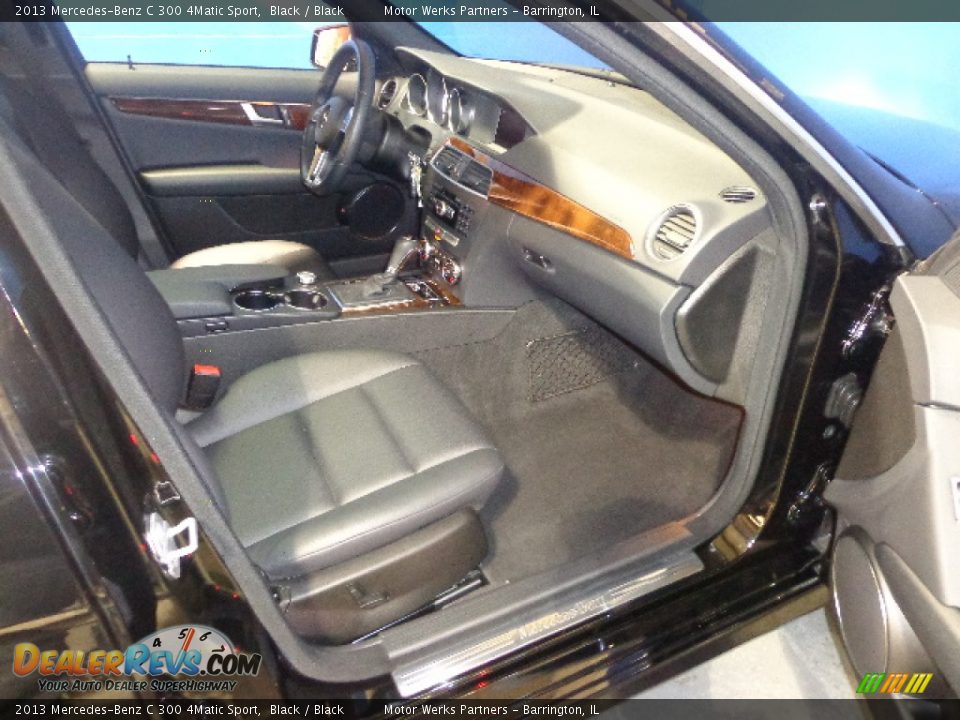 2013 Mercedes-Benz C 300 4Matic Sport Black / Black Photo #30