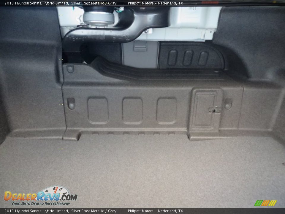 2013 Hyundai Sonata Hybrid Limited Silver Frost Metallic / Gray Photo #24