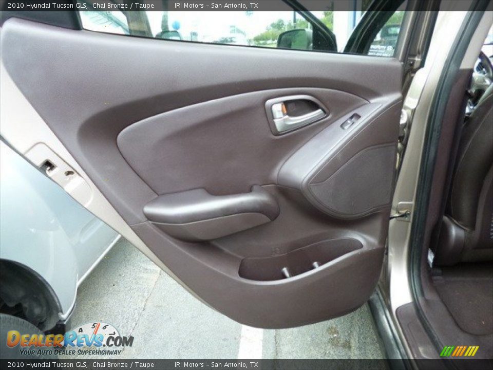 2010 Hyundai Tucson GLS Chai Bronze / Taupe Photo #9
