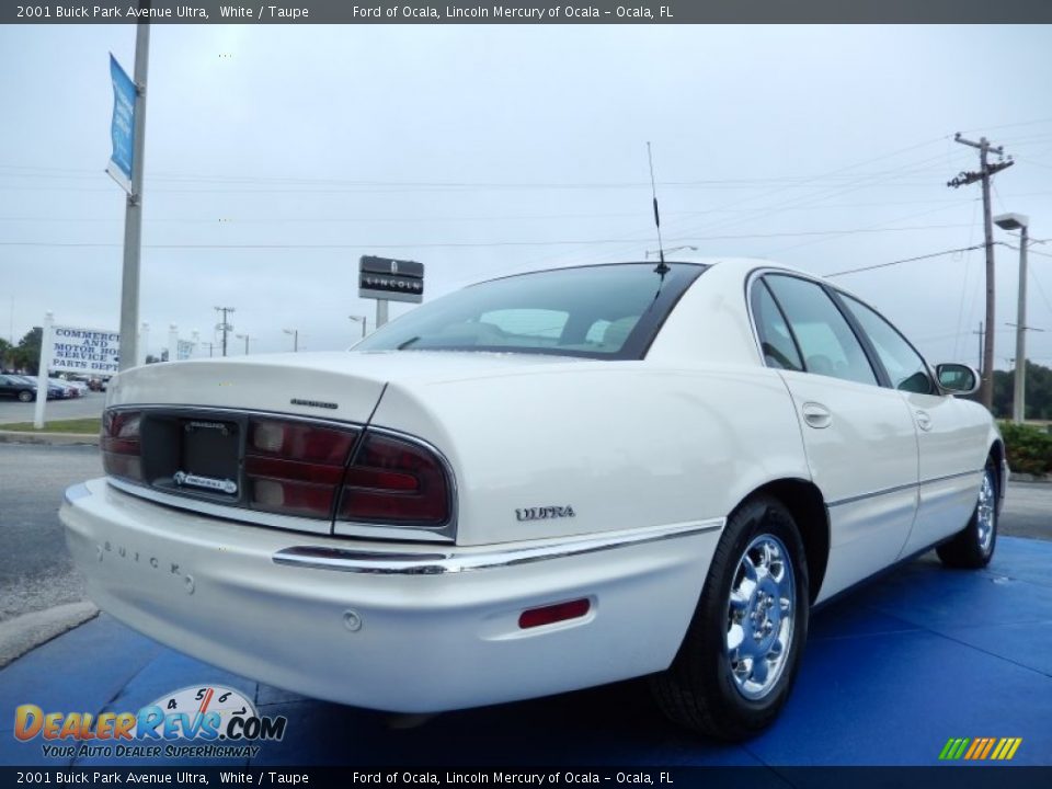 2001 Buick Park Avenue Ultra White / Taupe Photo #5