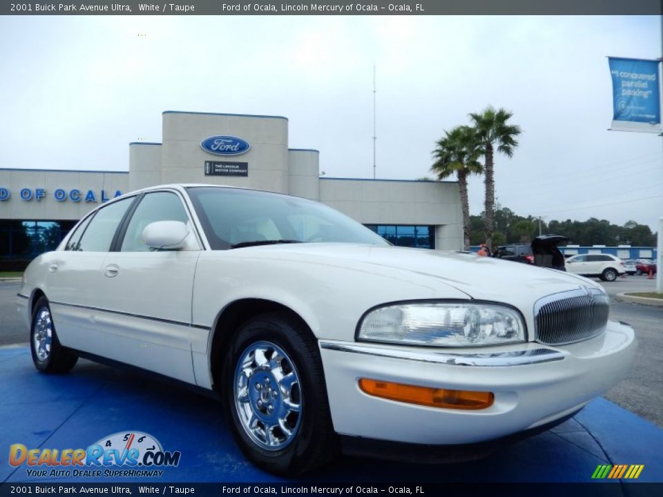 2001 Buick Park Avenue Ultra White / Taupe Photo #7