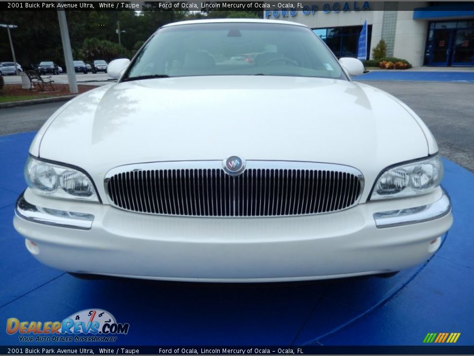 2001 Buick Park Avenue Ultra White / Taupe Photo #8