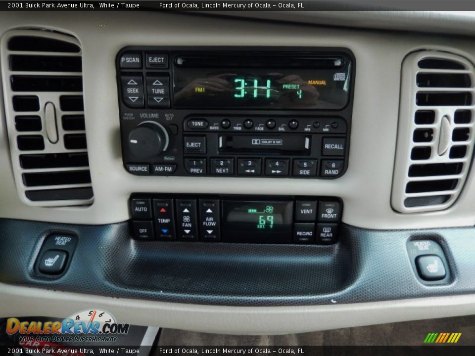 2001 Buick Park Avenue Ultra White / Taupe Photo #24