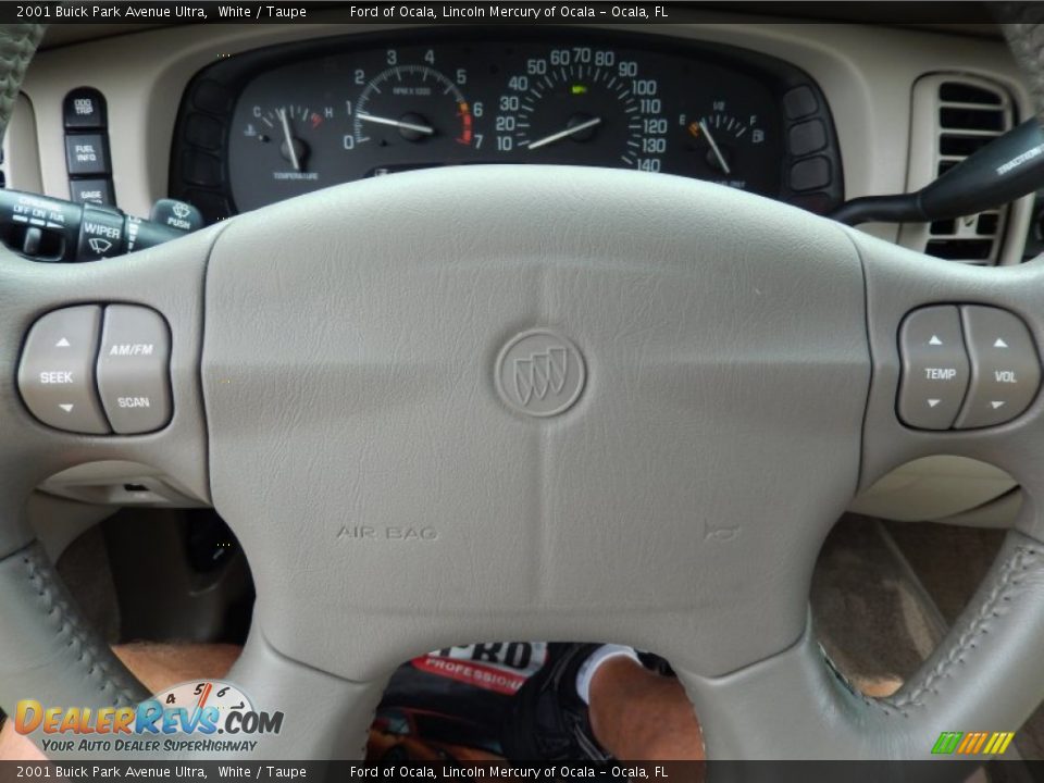 2001 Buick Park Avenue Ultra White / Taupe Photo #27