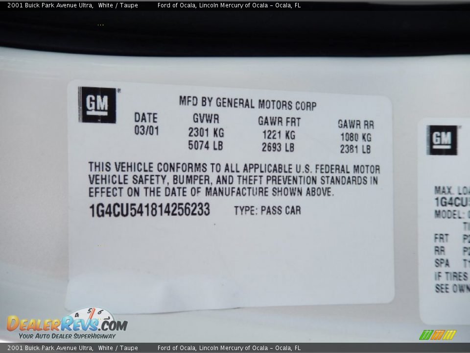 2001 Buick Park Avenue Ultra White / Taupe Photo #29