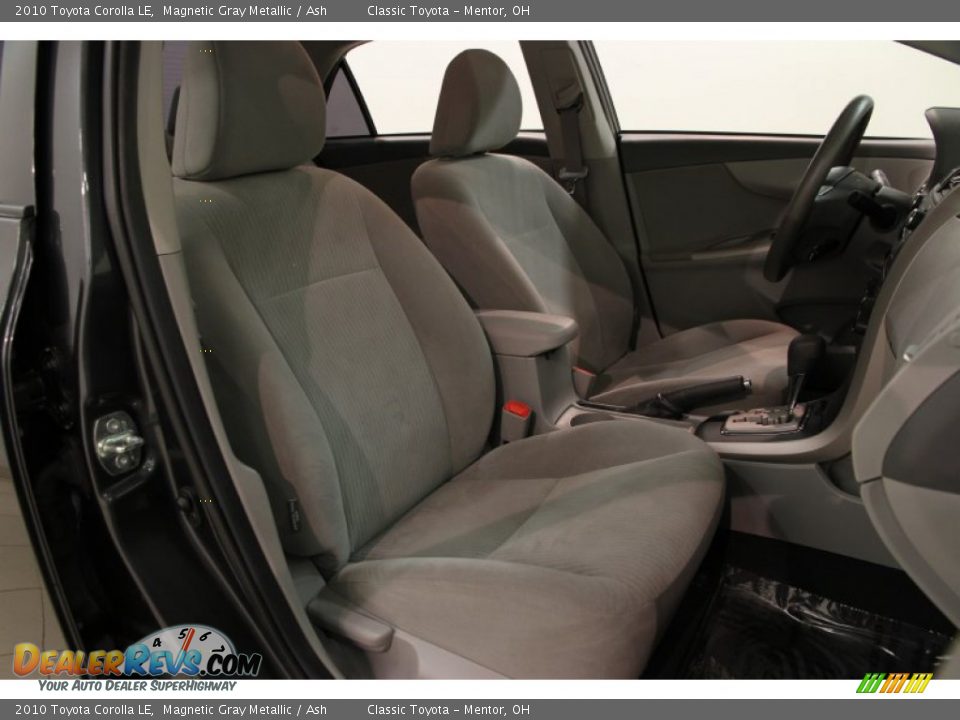 2010 Toyota Corolla LE Magnetic Gray Metallic / Ash Photo #10