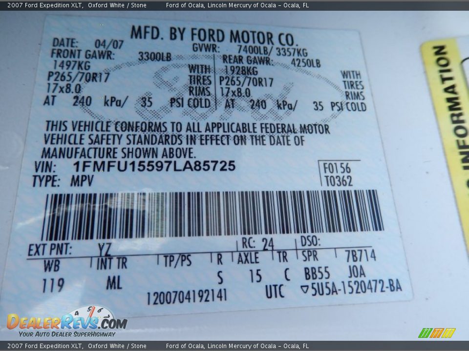 2007 Ford Expedition XLT Oxford White / Stone Photo #28