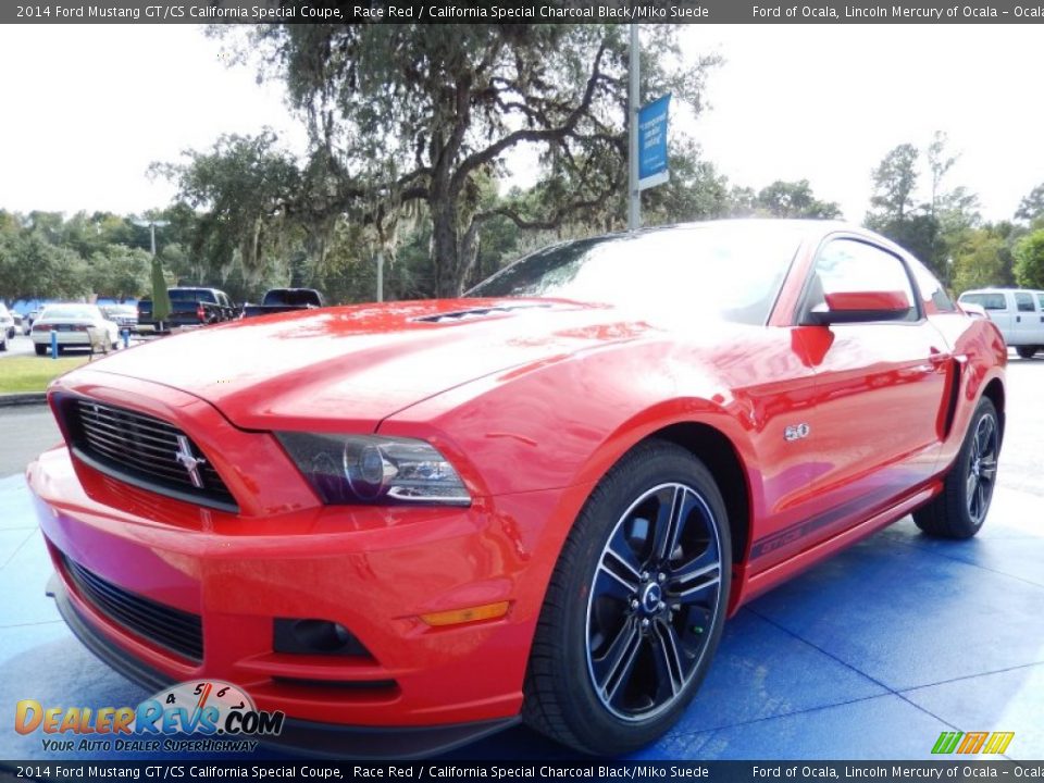 Front 3/4 View of 2014 Ford Mustang GT/CS California Special Coupe Photo #1