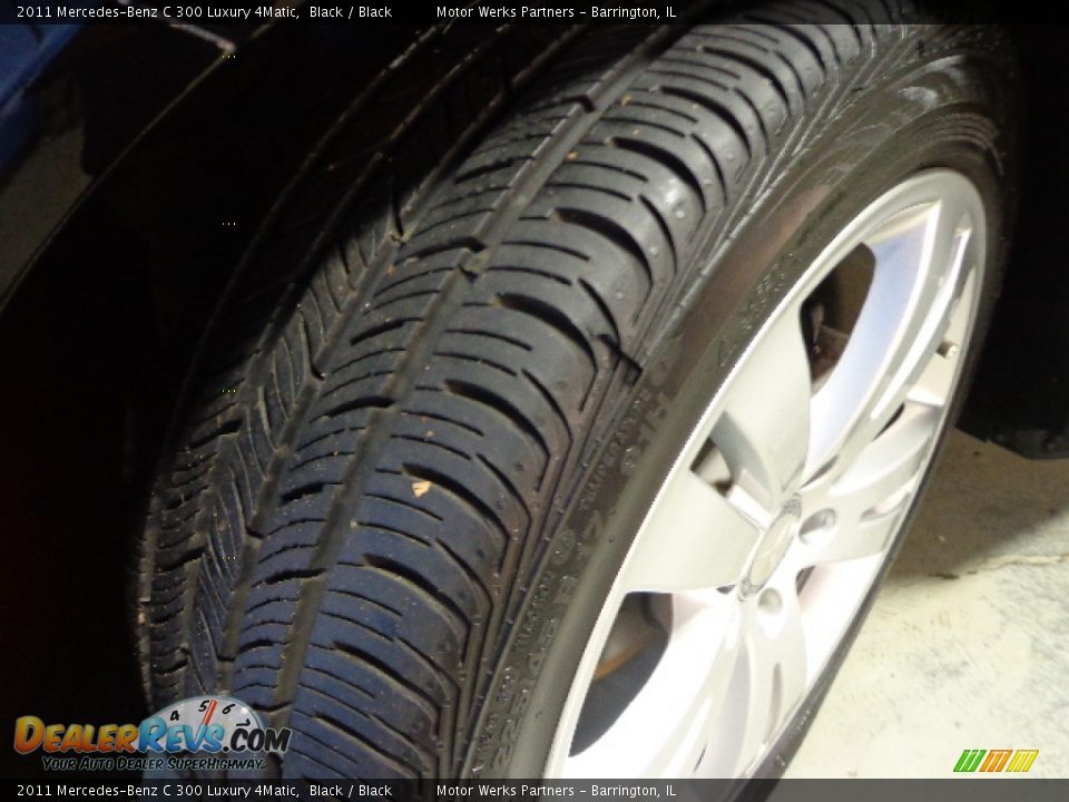 2011 Mercedes-Benz C 300 Luxury 4Matic Black / Black Photo #9