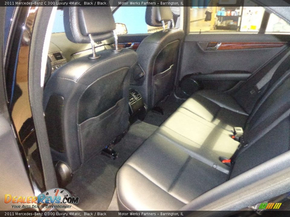 2011 Mercedes-Benz C 300 Luxury 4Matic Black / Black Photo #23