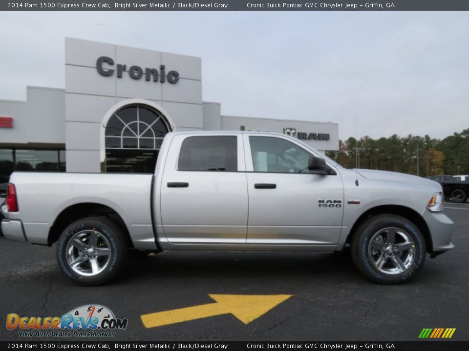 2014 Ram 1500 Express Crew Cab Bright Silver Metallic / Black/Diesel Gray Photo #8