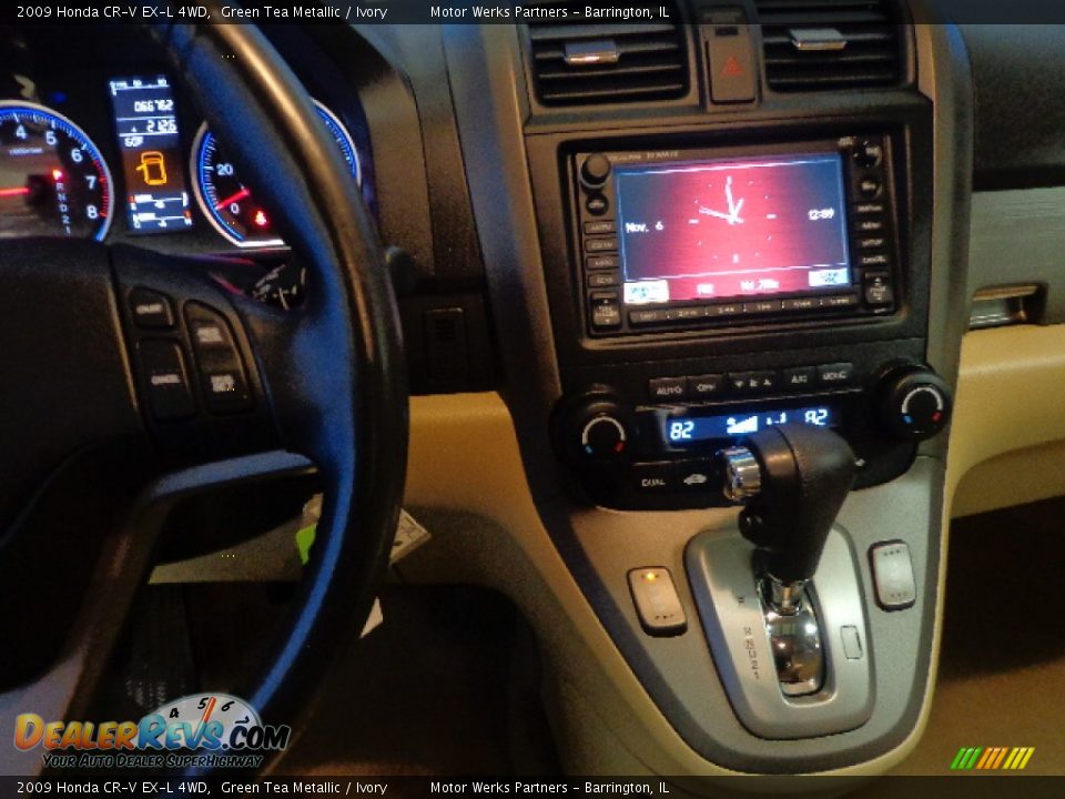 2009 Honda CR-V EX-L 4WD Green Tea Metallic / Ivory Photo #18