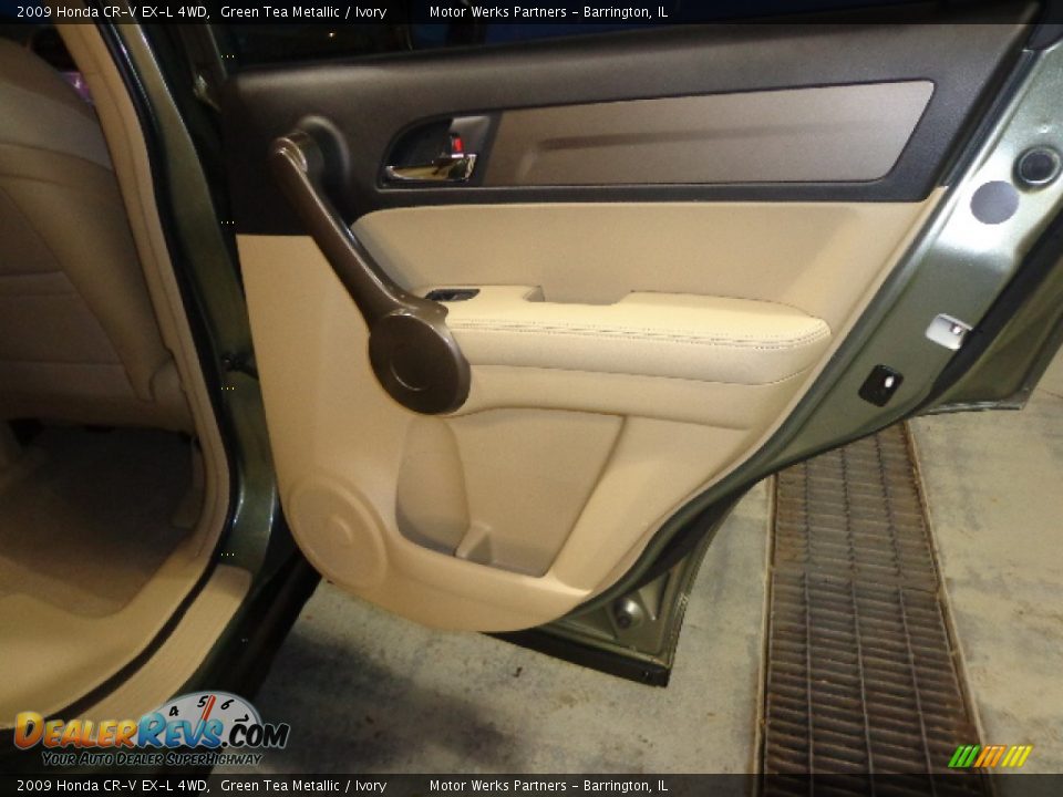 2009 Honda CR-V EX-L 4WD Green Tea Metallic / Ivory Photo #26