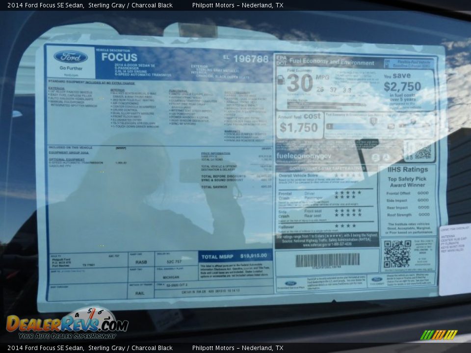 2014 Ford Focus SE Sedan Sterling Gray / Charcoal Black Photo #34