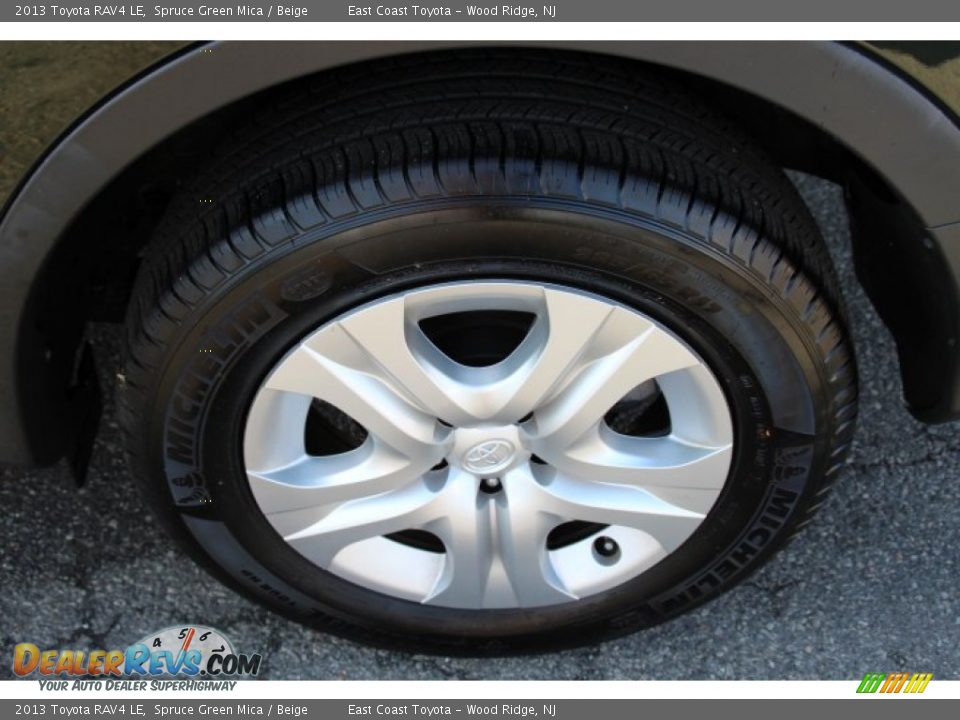 2013 Toyota RAV4 LE Spruce Green Mica / Beige Photo #15
