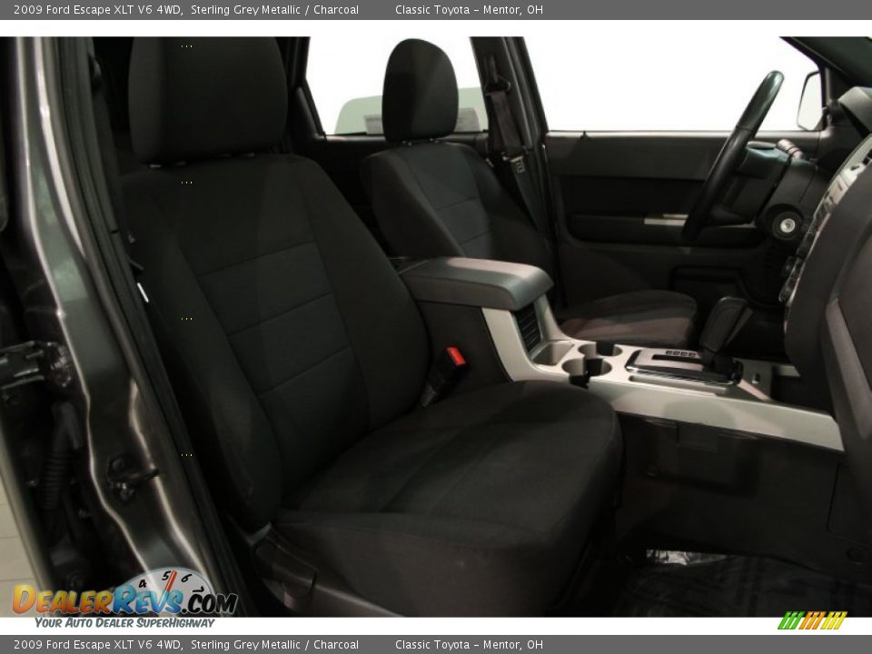 2009 Ford Escape XLT V6 4WD Sterling Grey Metallic / Charcoal Photo #11