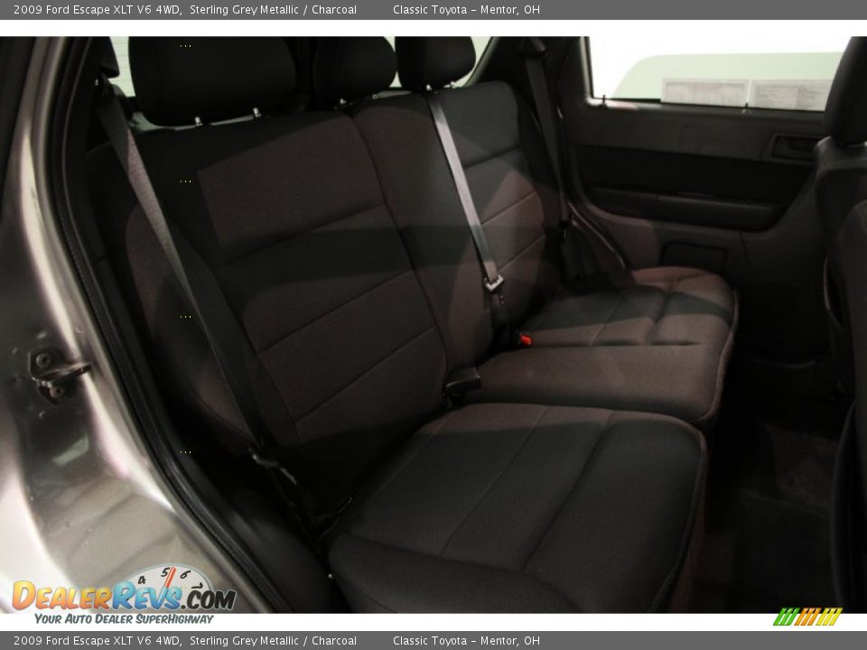 2009 Ford Escape XLT V6 4WD Sterling Grey Metallic / Charcoal Photo #12