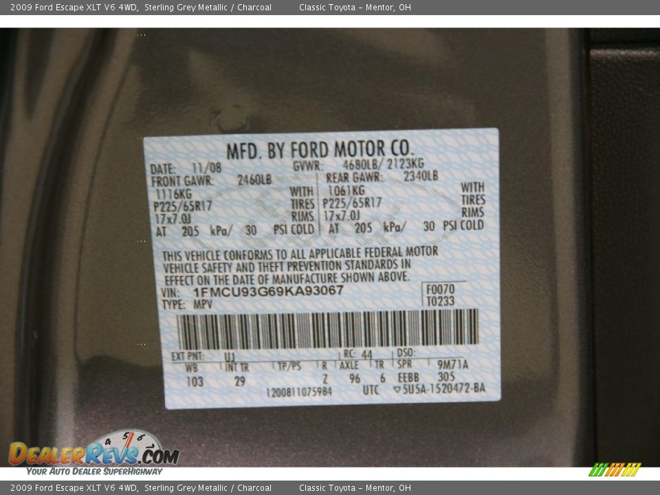 2009 Ford Escape XLT V6 4WD Sterling Grey Metallic / Charcoal Photo #17