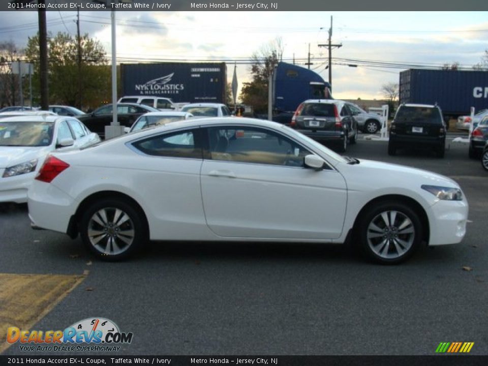2011 Honda Accord EX-L Coupe Taffeta White / Ivory Photo #3