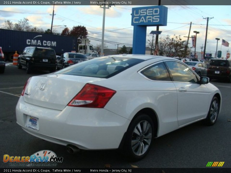 2011 Honda Accord EX-L Coupe Taffeta White / Ivory Photo #4