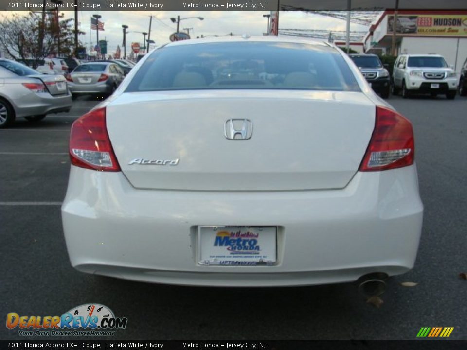2011 Honda Accord EX-L Coupe Taffeta White / Ivory Photo #5