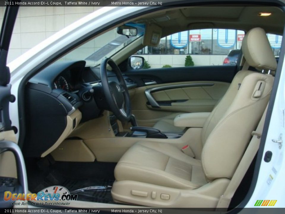2011 Honda Accord EX-L Coupe Taffeta White / Ivory Photo #8