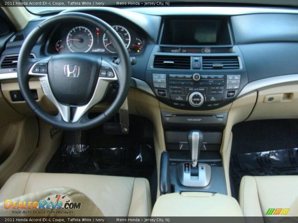 2011 Honda Accord EX-L Coupe Taffeta White / Ivory Photo #10
