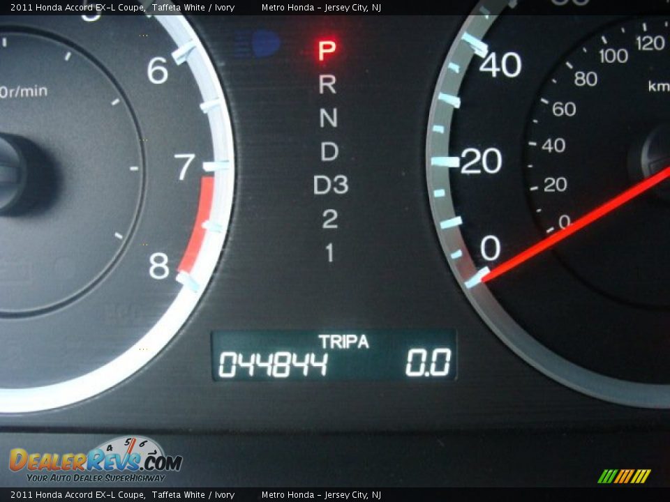 2011 Honda Accord EX-L Coupe Taffeta White / Ivory Photo #11