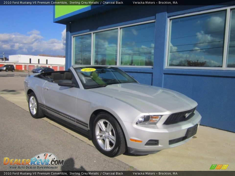 2010 Ford Mustang V6 Premium Convertible Sterling Grey Metallic / Charcoal Black Photo #7
