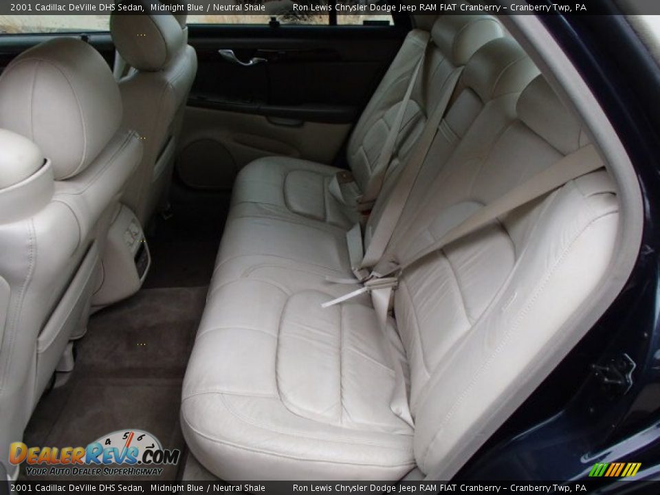 2001 Cadillac DeVille DHS Sedan Midnight Blue / Neutral Shale Photo #12