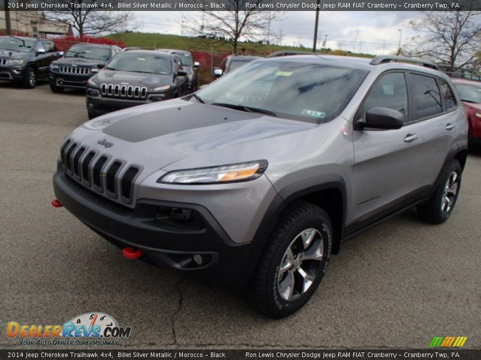 Front 3/4 View of 2014 Jeep Cherokee Trailhawk 4x4 Photo #2